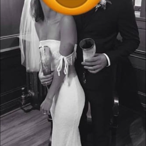 ONE LEFT 🌈LULUS LACE WEDDING EVENING GOWN - Picture 6 of 8